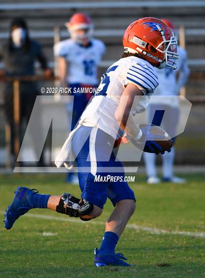 Thumbnail 2 in Hanahan @ Dillon (SCHSL Class AAA First Round Playoff) photogallery.