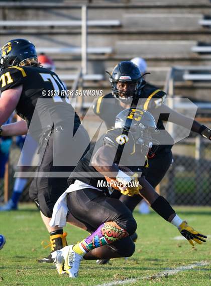 Thumbnail 2 in Hanahan @ Dillon (SCHSL Class AAA First Round Playoff) photogallery.