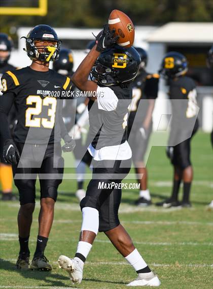 Thumbnail 3 in Hanahan @ Dillon (SCHSL Class AAA First Round Playoff) photogallery.