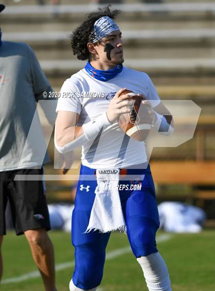 Thumbnail 3 in Hanahan @ Dillon (SCHSL Class AAA First Round Playoff) photogallery.