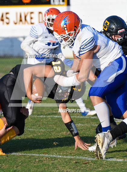 Thumbnail 2 in Hanahan @ Dillon (SCHSL Class AAA First Round Playoff) photogallery.