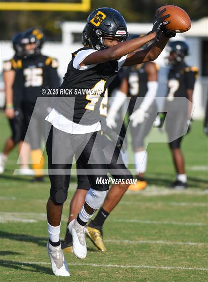 Thumbnail 1 in Hanahan @ Dillon (SCHSL Class AAA First Round Playoff) photogallery.