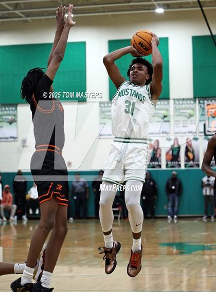 Thumbnail 2 in Chambers @ Myers Park (NCHSAA 4A Quarterfinal) photogallery.