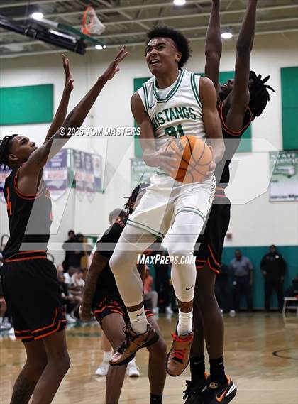 Thumbnail 3 in Chambers @ Myers Park (NCHSAA 4A Quarterfinal) photogallery.