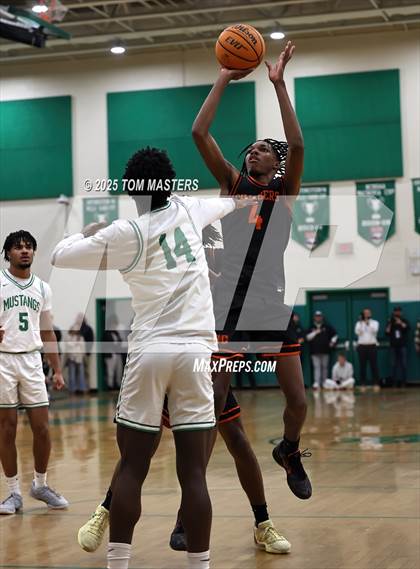 Thumbnail 3 in Chambers @ Myers Park (NCHSAA 4A Quarterfinal) photogallery.