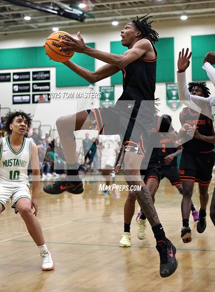 Thumbnail 1 in Chambers @ Myers Park (NCHSAA 4A Quarterfinal) photogallery.
