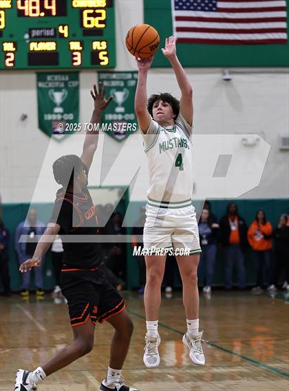 Thumbnail 2 in Chambers @ Myers Park (NCHSAA 4A Quarterfinal) photogallery.