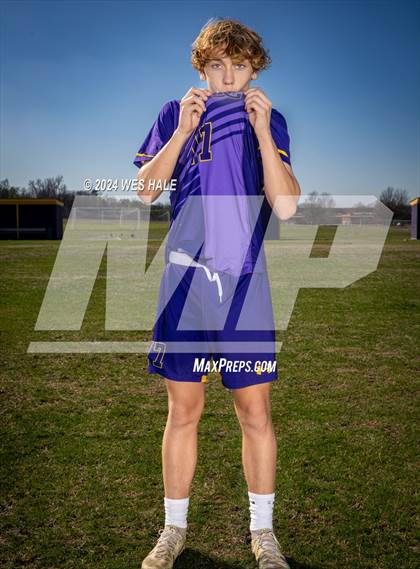 Thumbnail 1 in DeSoto Central (Team & Individual) photogallery.