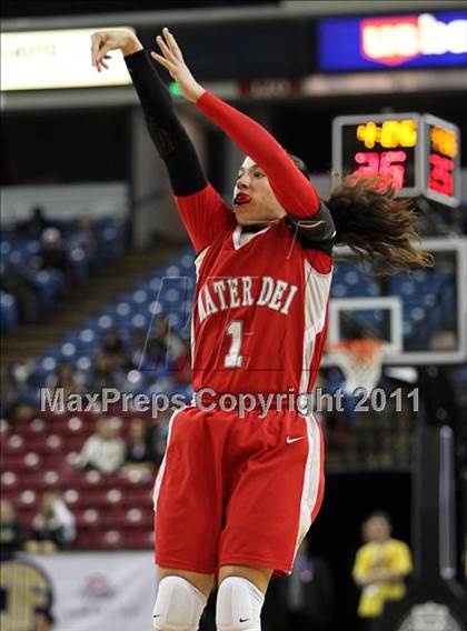 Thumbnail 3 in Berkeley vs. Mater Dei (CIF State D1 Final) photogallery.