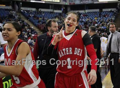 Thumbnail 3 in Berkeley vs. Mater Dei (CIF State D1 Final) photogallery.