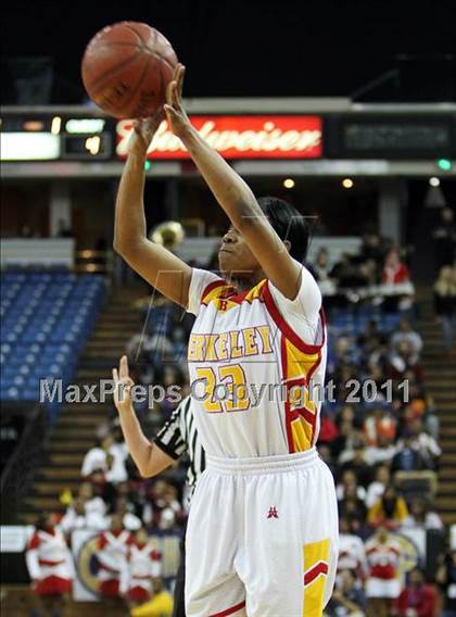Thumbnail 3 in Berkeley vs. Mater Dei (CIF State D1 Final) photogallery.