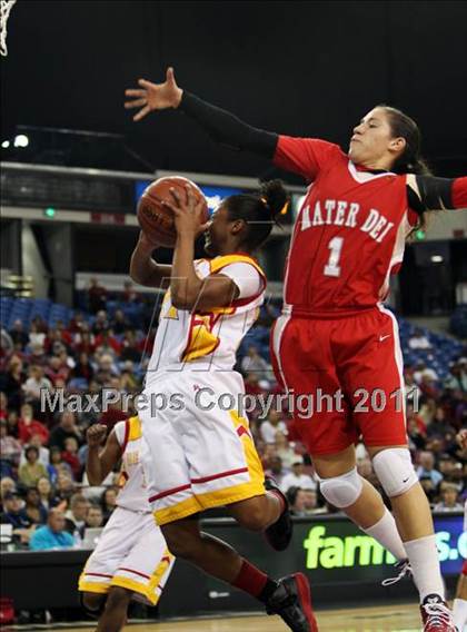 Thumbnail 1 in Berkeley vs. Mater Dei (CIF State D1 Final) photogallery.