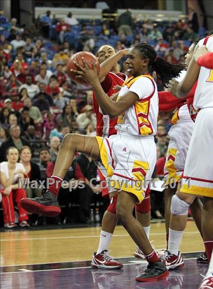 Thumbnail 1 in Berkeley vs. Mater Dei (CIF State D1 Final) photogallery.