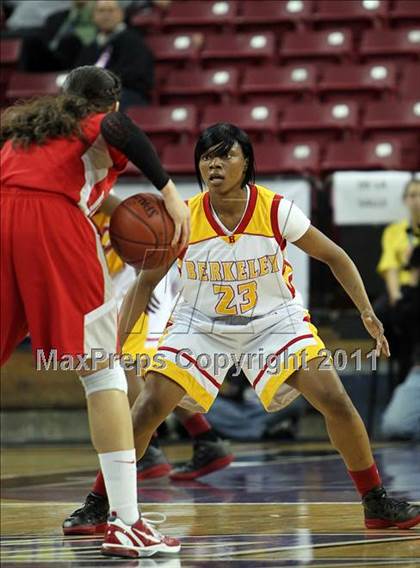 Thumbnail 3 in Berkeley vs. Mater Dei (CIF State D1 Final) photogallery.