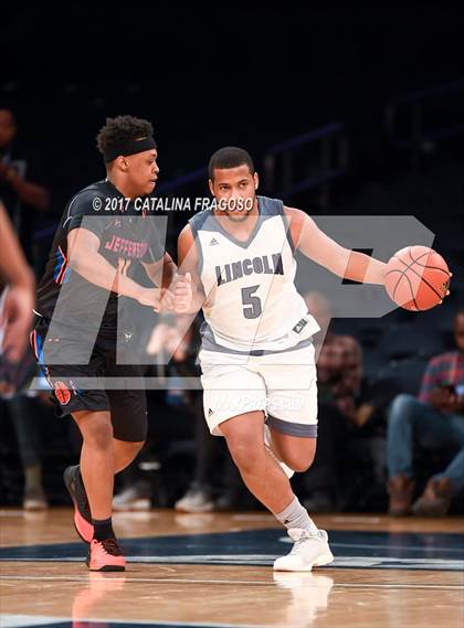 Thumbnail 3 in Lincoln vs Jefferson (PSAL AA Final) photogallery.