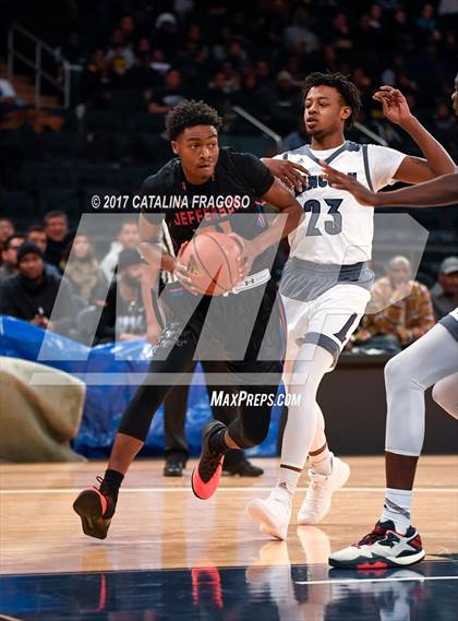 Thumbnail 3 in Lincoln vs Jefferson (PSAL AA Final) photogallery.