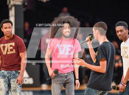 Thumbnail 1 in Lincoln vs Jefferson (PSAL AA Final) photogallery.
