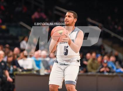 Thumbnail 1 in Lincoln vs Jefferson (PSAL AA Final) photogallery.