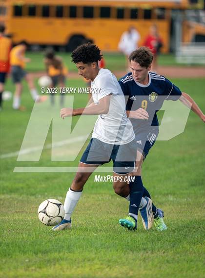 Thumbnail 2 in Lackawanna @ Kenmore East photogallery.