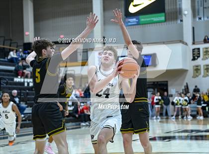 Thumbnail 3 in Avon @ Noblesville photogallery.