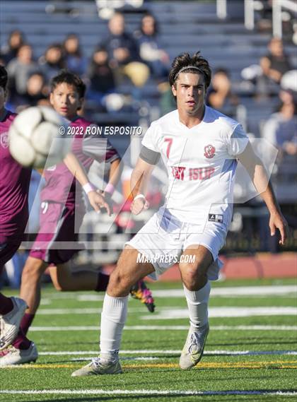 Thumbnail 3 in East Hampton vs East Islip (Suffolk County Section XI Quarter Final) photogallery.