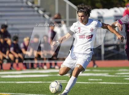 Thumbnail 3 in East Hampton vs East Islip (Suffolk County Section XI Quarter Final) photogallery.