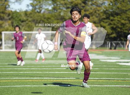 Thumbnail 1 in East Hampton vs East Islip (Suffolk County Section XI Quarter Final) photogallery.