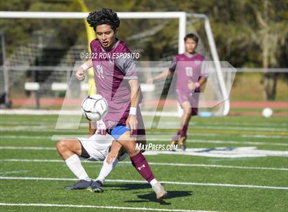 Thumbnail 2 in East Hampton vs East Islip (Suffolk County Section XI Quarter Final) photogallery.