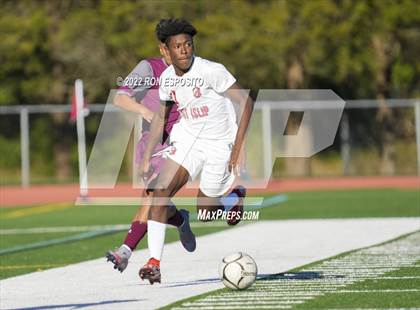 Thumbnail 3 in East Hampton vs East Islip (Suffolk County Section XI Quarter Final) photogallery.