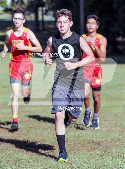 Thumbnail 1 in Onslow County Cross Country Meet photogallery.