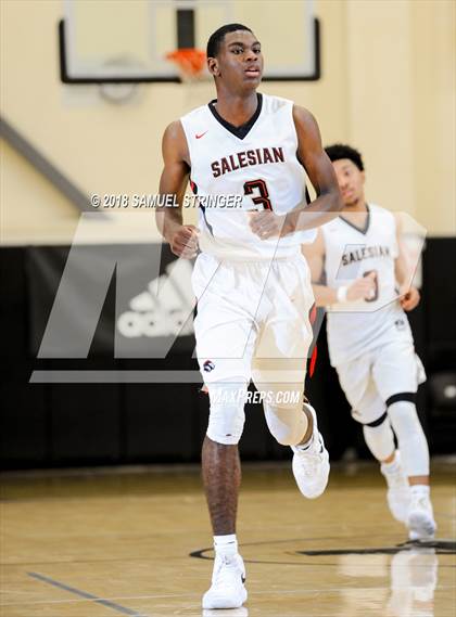 Thumbnail 2 in San Joaquin Memorial vs. Salesian College Preparatory (Crush in the Valley) photogallery.