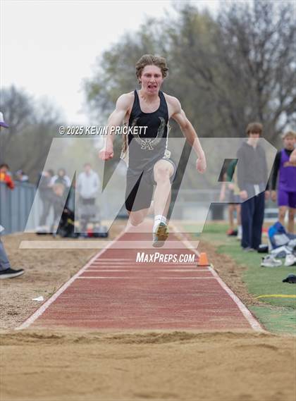 Thumbnail 3 in Longmont Invite Track and Field 2025 (Field) photogallery.