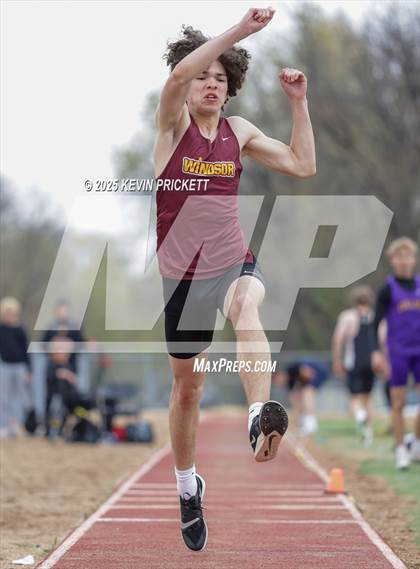 Thumbnail 3 in Longmont Invite Track and Field 2025 (Field) photogallery.