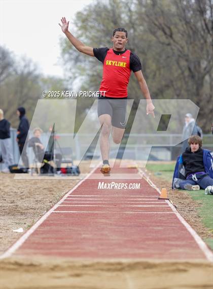 Thumbnail 3 in Longmont Invite Track and Field 2025 (Field) photogallery.