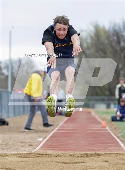 Thumbnail 3 in Longmont Invite Track and Field 2025 (Field) photogallery.