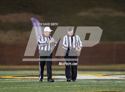 Thumbnail 2 in Hayti vs. Lincoln (MSHSAA Class 1 Show-Me Bowl) photogallery.