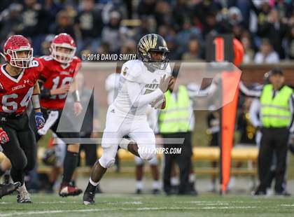 Thumbnail 1 in Hayti vs. Lincoln (MSHSAA Class 1 Show-Me Bowl) photogallery.