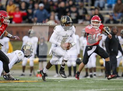 Thumbnail 3 in Hayti vs. Lincoln (MSHSAA Class 1 Show-Me Bowl) photogallery.