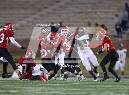 Thumbnail 2 in Hayti vs. Lincoln (MSHSAA Class 1 Show-Me Bowl) photogallery.
