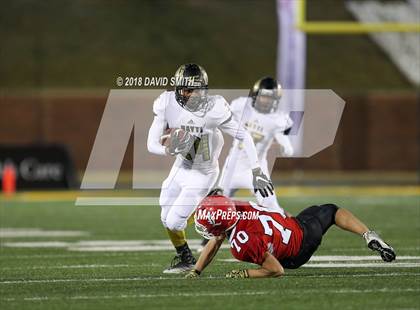 Thumbnail 1 in Hayti vs. Lincoln (MSHSAA Class 1 Show-Me Bowl) photogallery.