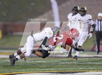 Thumbnail 3 in Hayti vs. Lincoln (MSHSAA Class 1 Show-Me Bowl) photogallery.