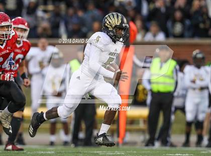 Thumbnail 2 in Hayti vs. Lincoln (MSHSAA Class 1 Show-Me Bowl) photogallery.