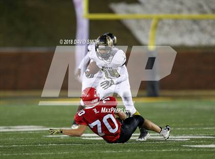 Thumbnail 2 in Hayti vs. Lincoln (MSHSAA Class 1 Show-Me Bowl) photogallery.