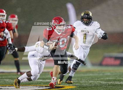 Thumbnail 2 in Hayti vs. Lincoln (MSHSAA Class 1 Show-Me Bowl) photogallery.