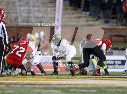 Thumbnail 1 in Hayti vs. Lincoln (MSHSAA Class 1 Show-Me Bowl) photogallery.