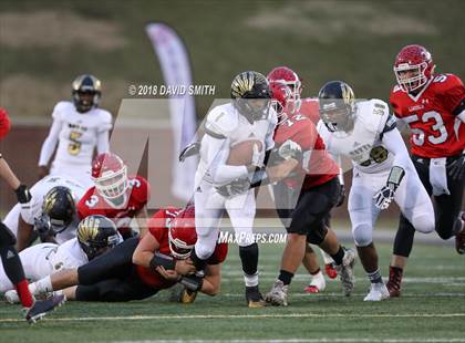 Thumbnail 1 in Hayti vs. Lincoln (MSHSAA Class 1 Show-Me Bowl) photogallery.