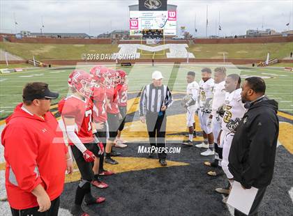 Thumbnail 2 in Hayti vs. Lincoln (MSHSAA Class 1 Show-Me Bowl) photogallery.