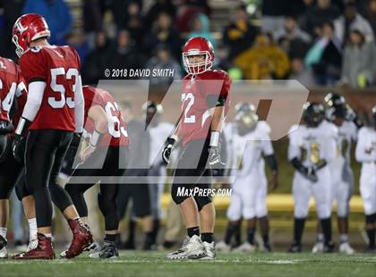 Thumbnail 1 in Hayti vs. Lincoln (MSHSAA Class 1 Show-Me Bowl) photogallery.