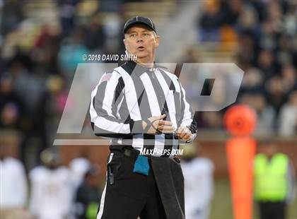 Thumbnail 1 in Hayti vs. Lincoln (MSHSAA Class 1 Show-Me Bowl) photogallery.