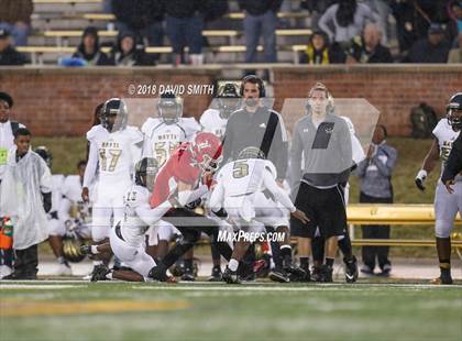 Thumbnail 2 in Hayti vs. Lincoln (MSHSAA Class 1 Show-Me Bowl) photogallery.